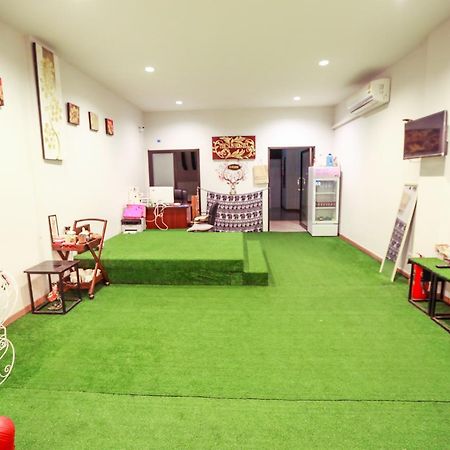 The Sun Hostel 치앙마이 외부 사진