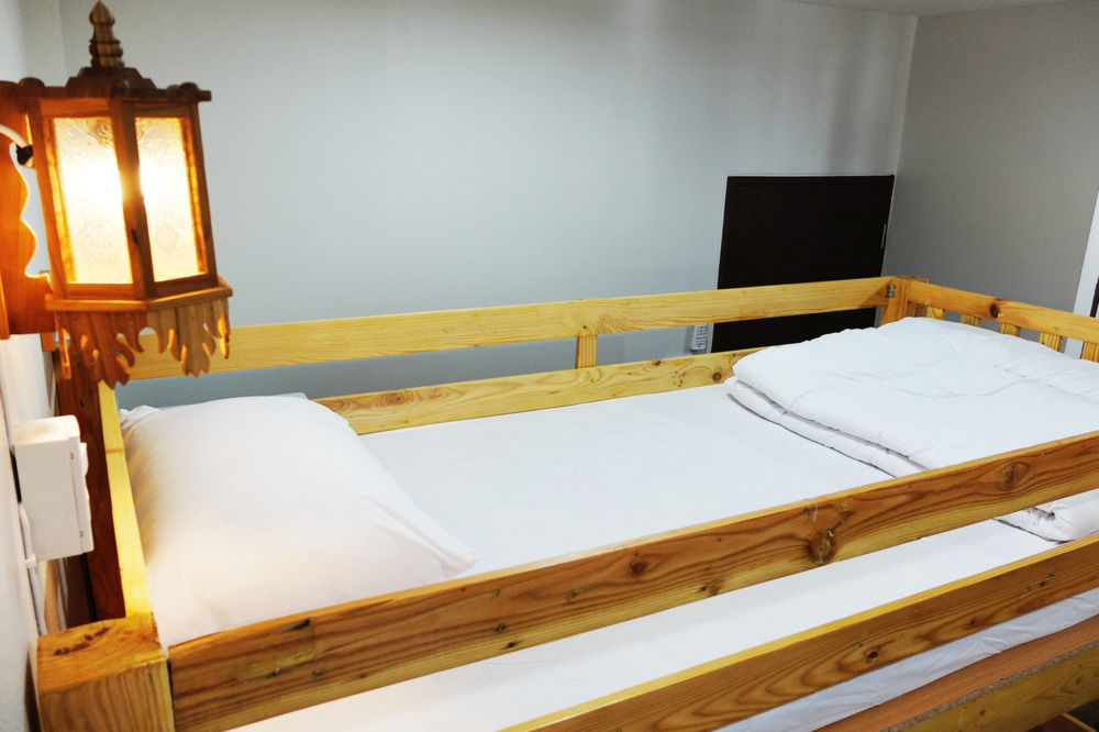 The Sun Hostel 치앙마이 외부 사진