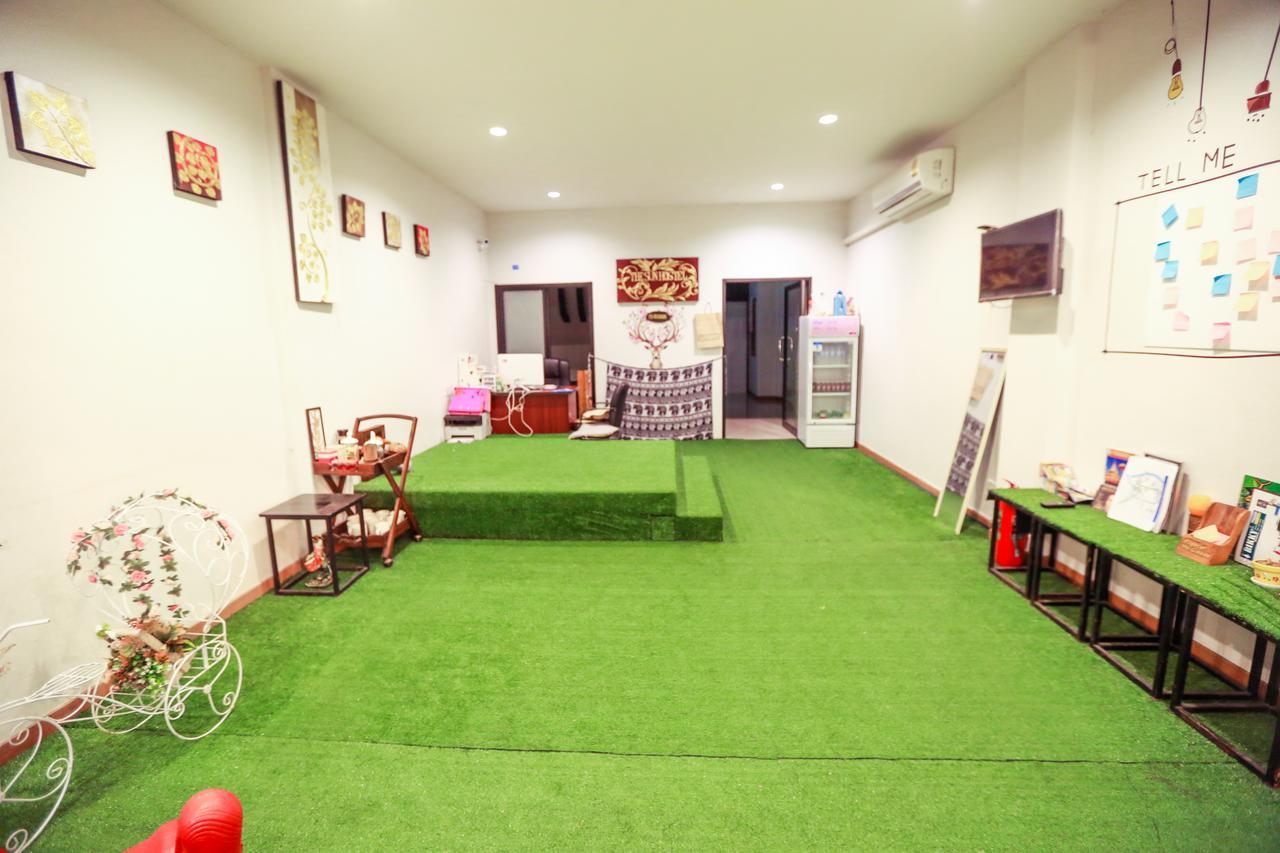 The Sun Hostel 치앙마이 외부 사진