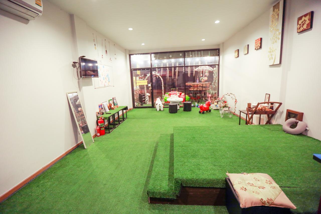 The Sun Hostel 치앙마이 외부 사진