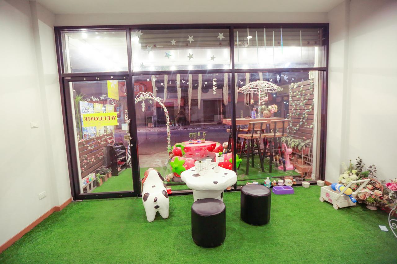 The Sun Hostel 치앙마이 외부 사진
