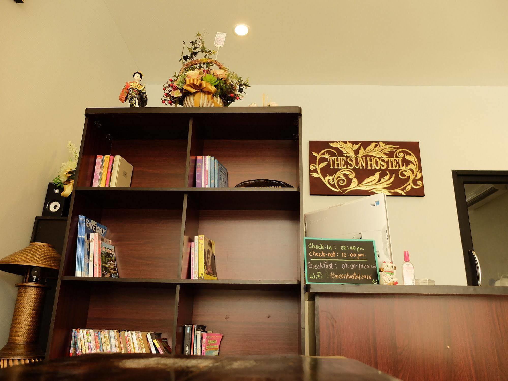 The Sun Hostel 치앙마이 외부 사진